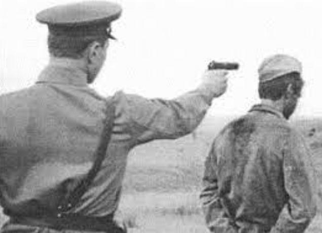 "НАКАЗАТЬ СУДЕЙ, А НЕ СОЛДАТА": Как генерал спас 18-летнего солдата от трибунала