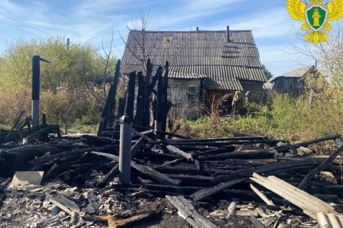    В Никольском районе женщина обиделась на соседей и подожгла их дом