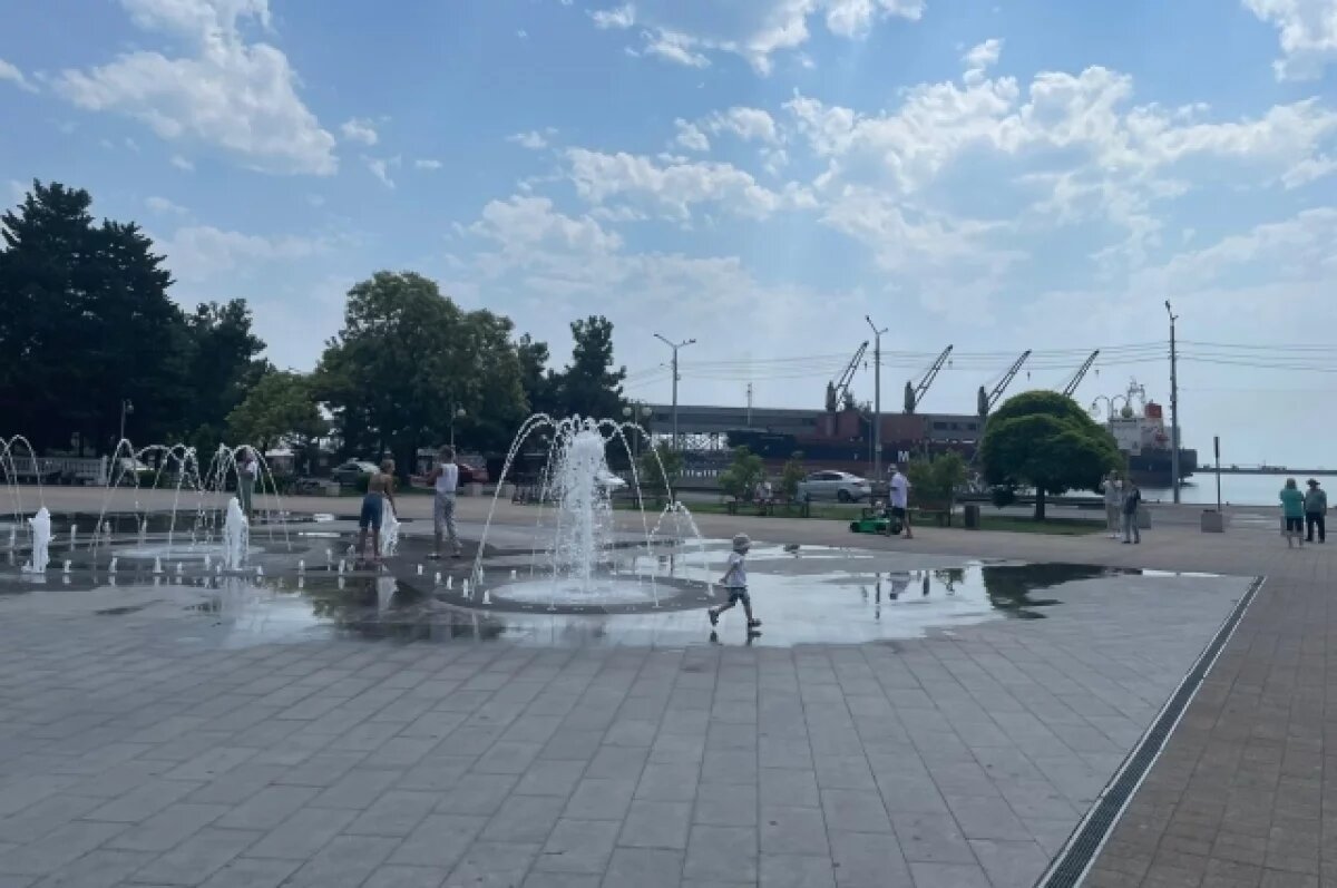    СКР установит виновных в атаке БПЛА на Туапсе, где пострадали два человека