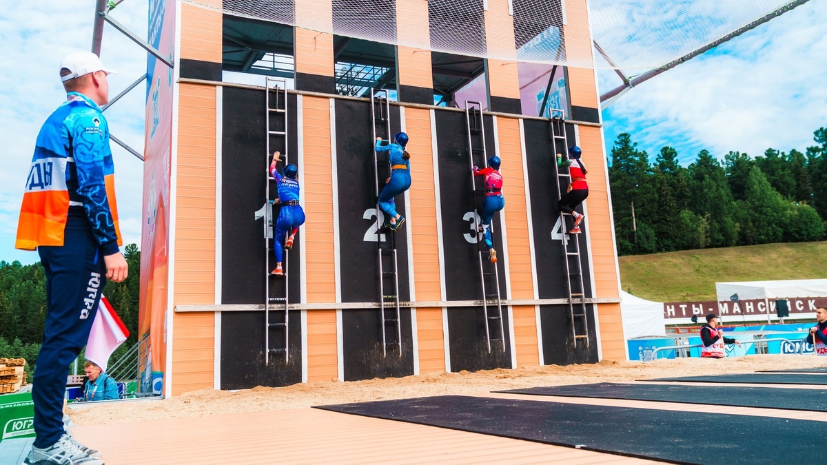    Юных югорчан пригласили в секцию пожарно-спасательного спорта