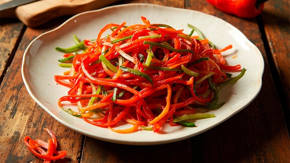 Острая изюминка зимних заготовок: болгарский перец по-корейски