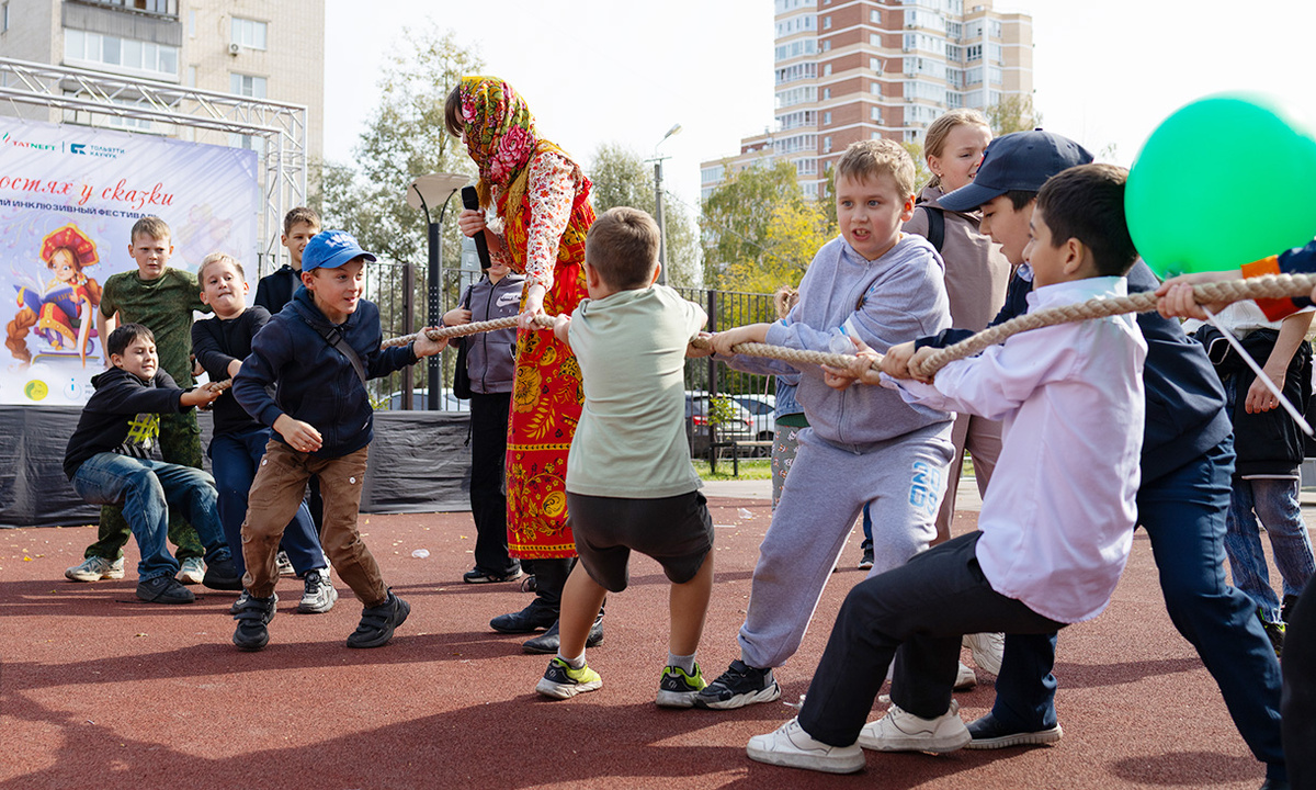 В перетягивании каната победила дружба /фото Екатерины Тарасюк
