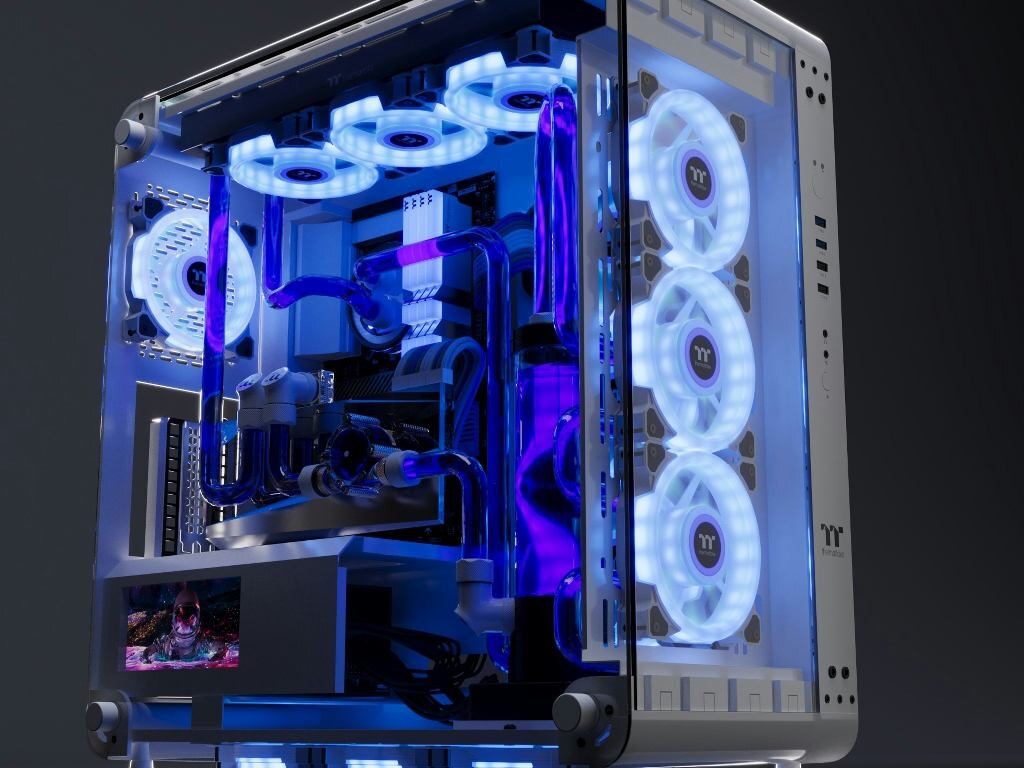 Источник фото: https://unsplash.com/photos/a-computer-case-with-a-blue-light-inside-of-it-GYj9ts-qvlQ