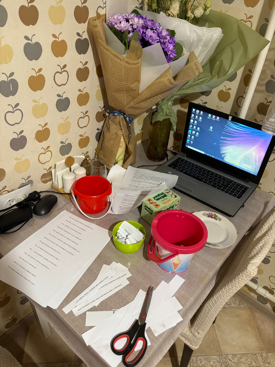 Это фото я публиковала в ТГ, ночь перед торжеством 😀