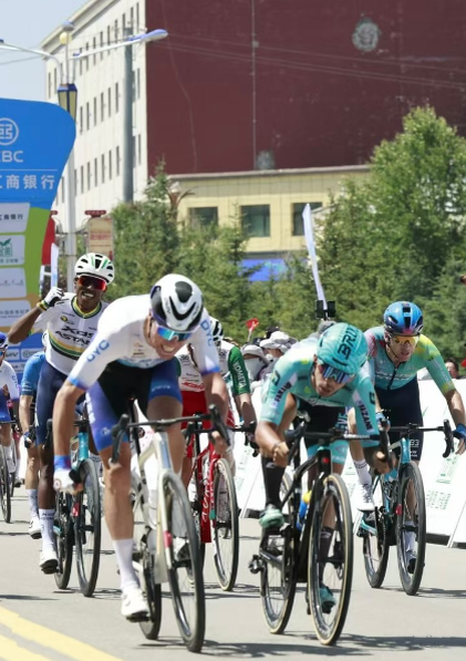 Петр Рикунов на Туре озера Цинхай