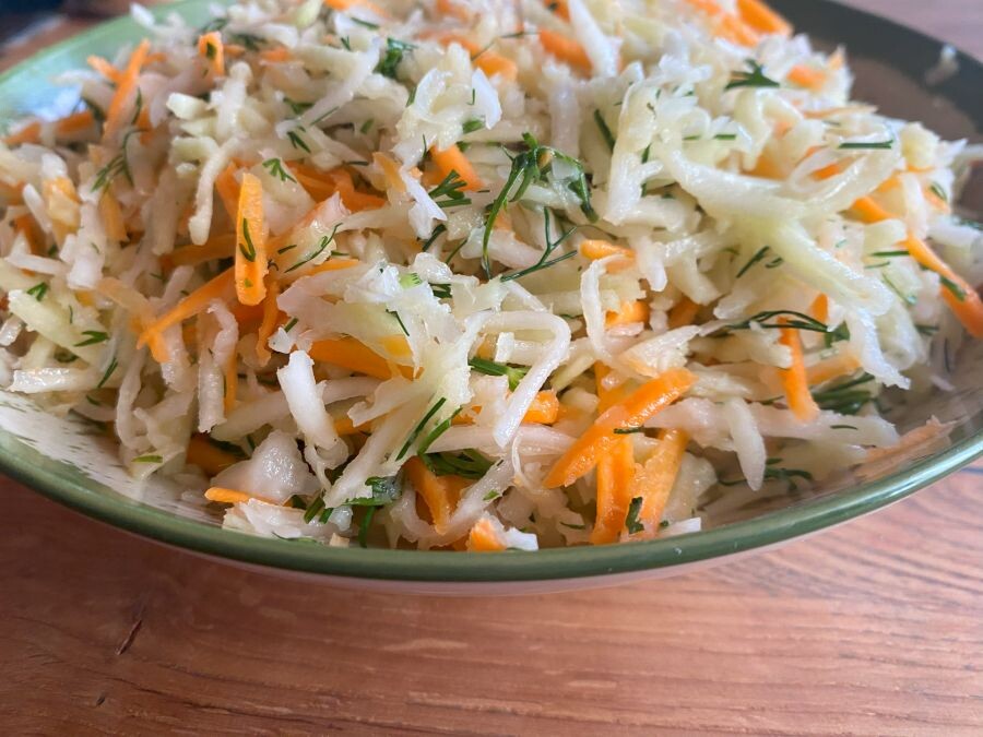 Салат из кольраби