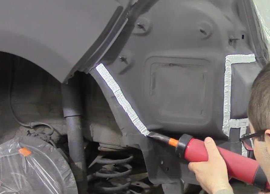 Укладка герметика.