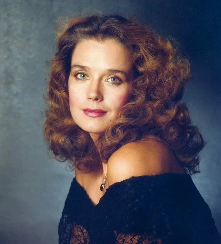 актриса Ирина Алфёрова