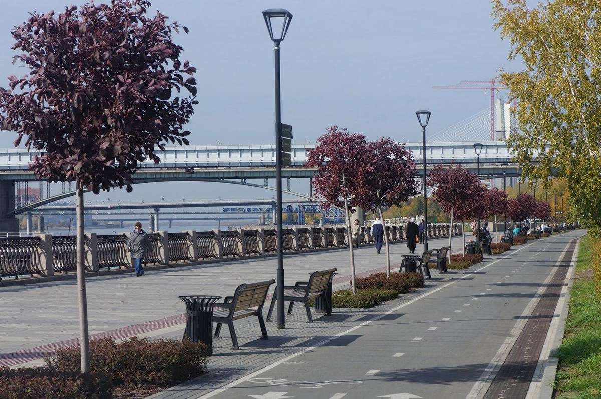 Невероятно изменилась набережная, сейчас это любимое место горожан для променада