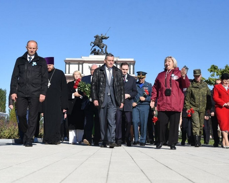     Александр Хинштейн открыл празднование Дня Курска