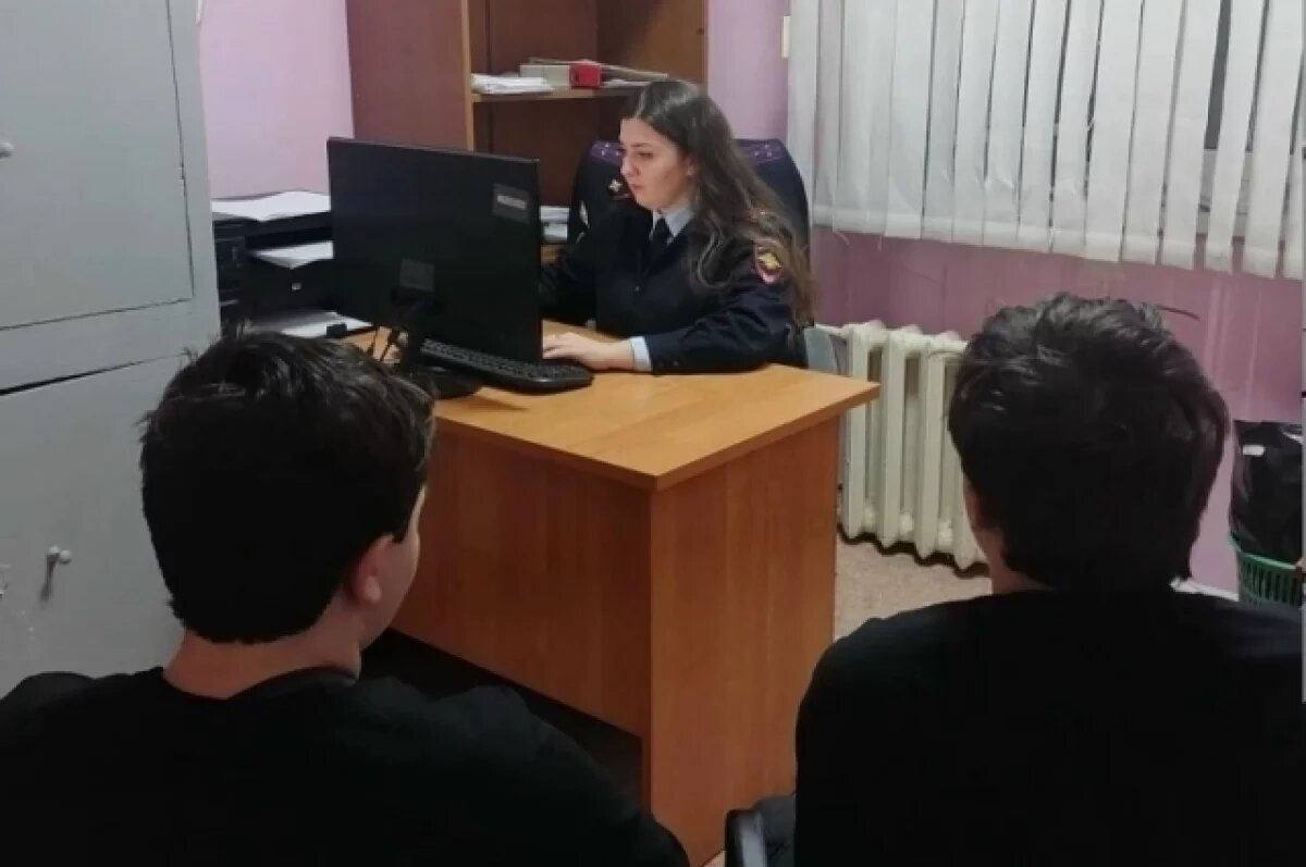    Полиция Самары проводит проверку конфликта учеников с родителем школьника