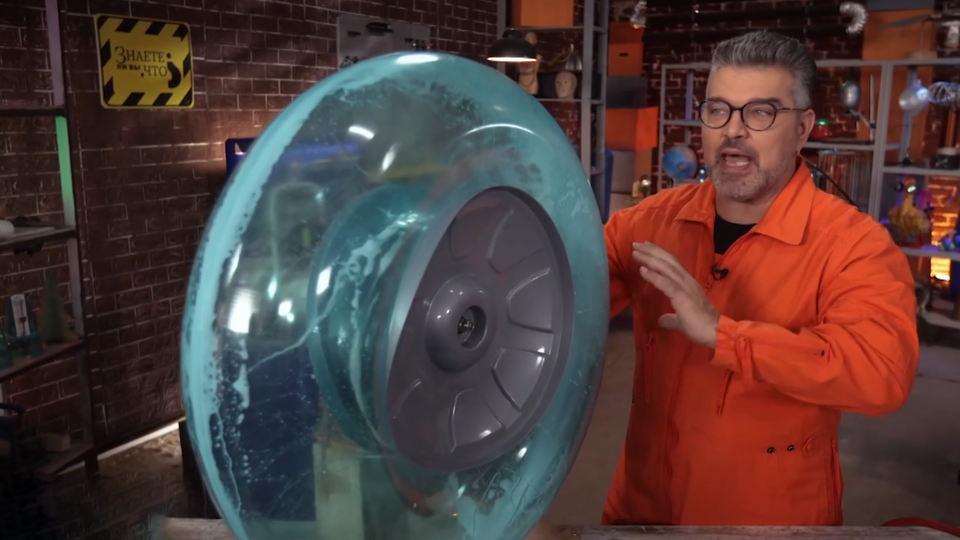 ФОТО: Кадр из программы "Знаете ли вы, что?", РЕН ТВ