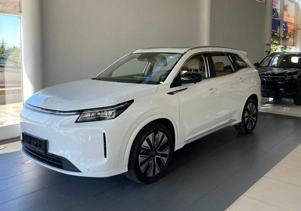 Новый российский кроссовер «Космос» появился у дилеров. Источник иллюстрации - auto.ru