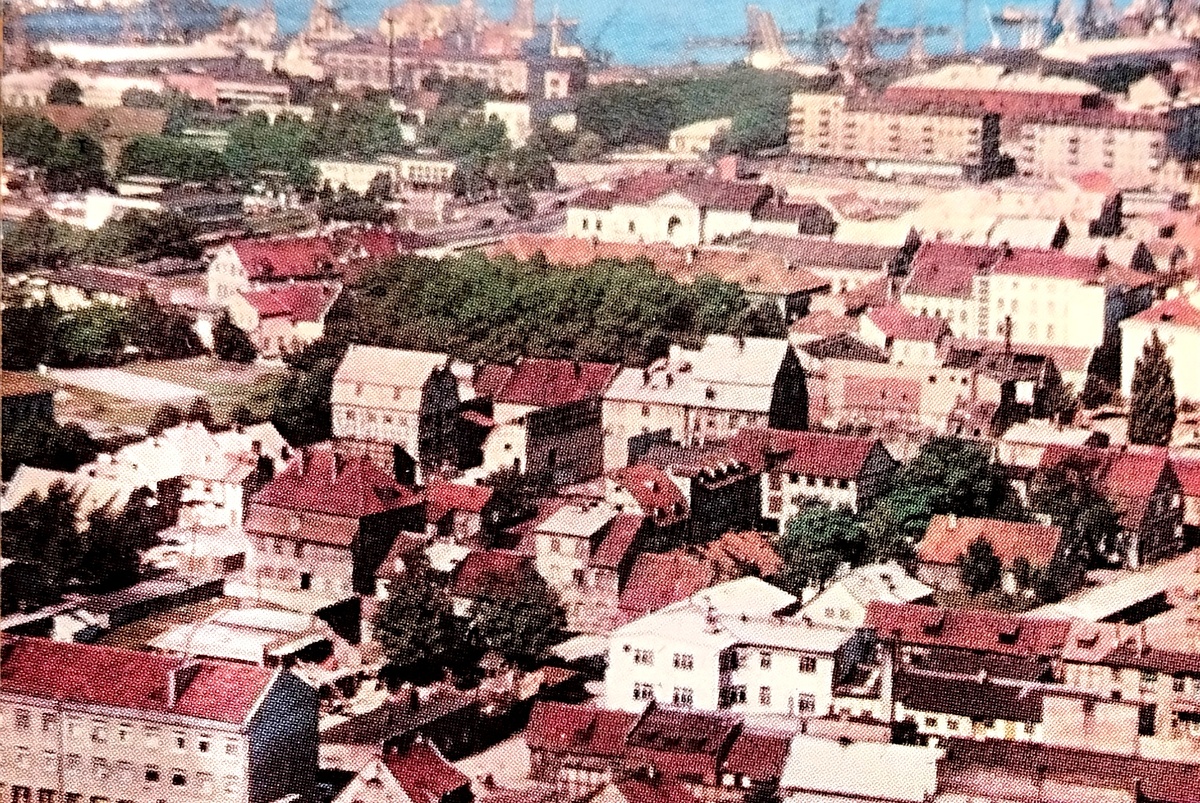 Вид на старый город и порт. Фото А.Суткуса