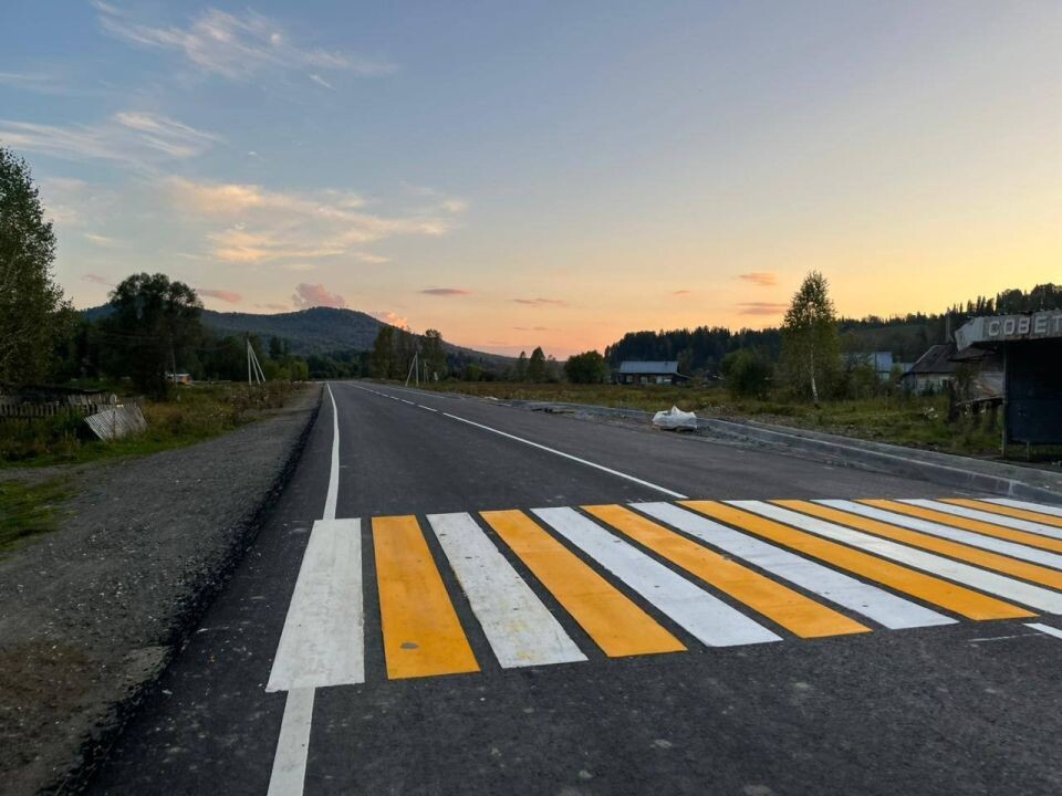     Р-256 "Чуйский тракт", подъезд к озеру Телецкому. Источник: t.me/russkikhofficial