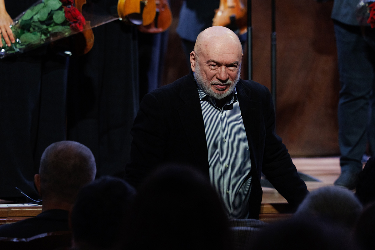    Леонид Гофман