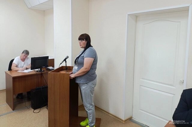    Виктория Виноградова, мать детей, на судебном заседании. Фото: АиФ-Красноярск/ Татьяна Бахтигозина