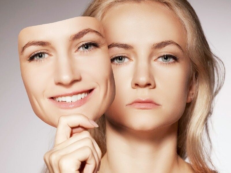 У лжи всегда двойная натура.