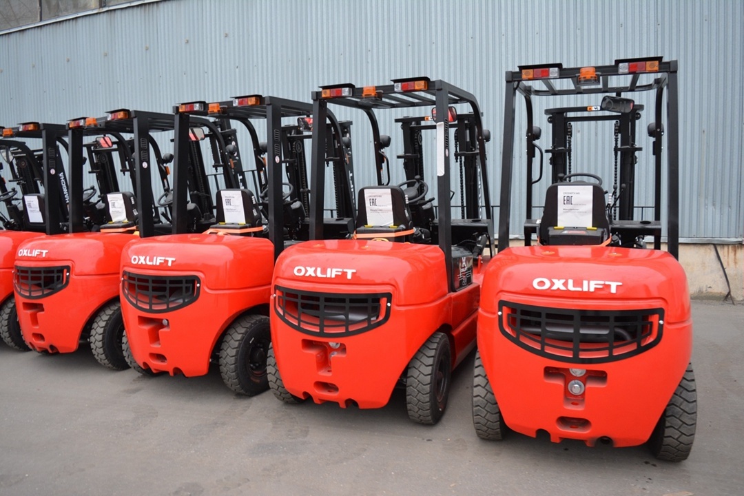 вилочный погрузчик