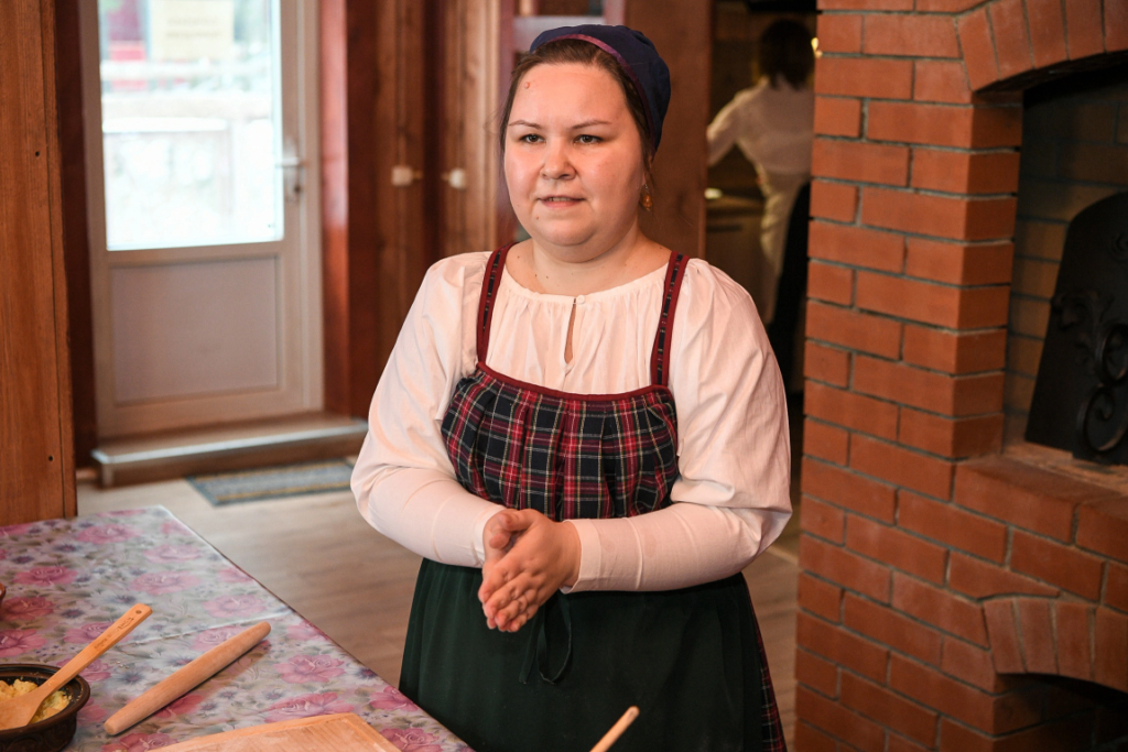    Анна Анхимова. Мастер-класс. Фото: «Республика» / Сергей Юдин