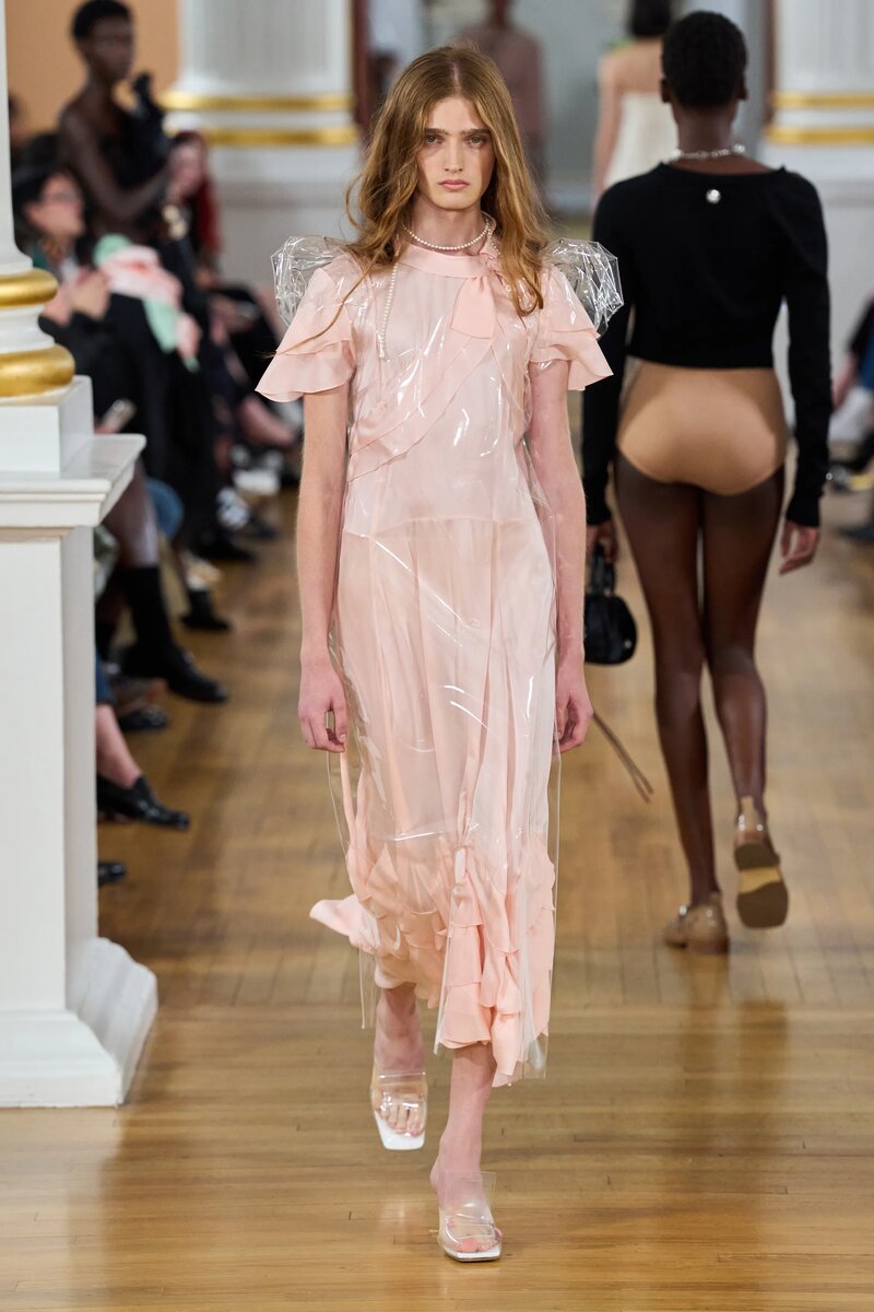 Simone Rocha Spring 2026 Ready-To-Wear