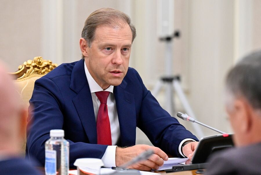    Первый вице-премьер России Денис Мантуров / Источник: © Александр Миридонов/POOL/ТАСС