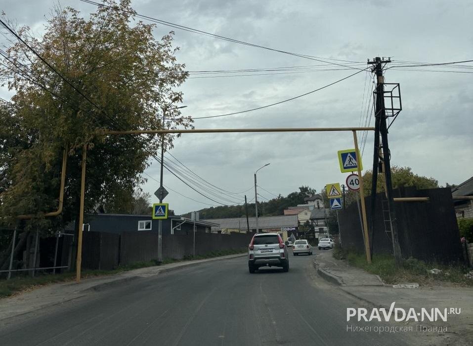    За долгое время на дорожном полотне Лысогорской улицы образовались ямы