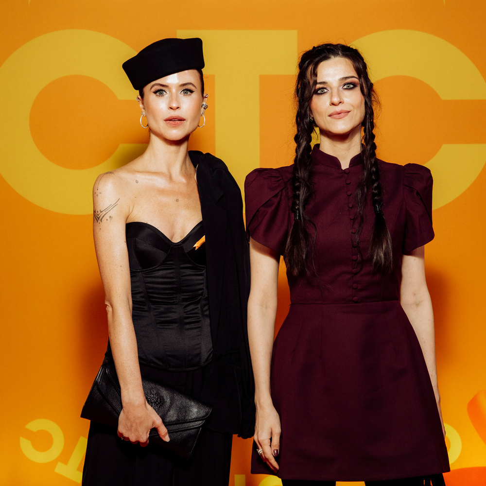 Мирослава Карпович и Анастасия Сиваева. Фото: телеканал  СТС