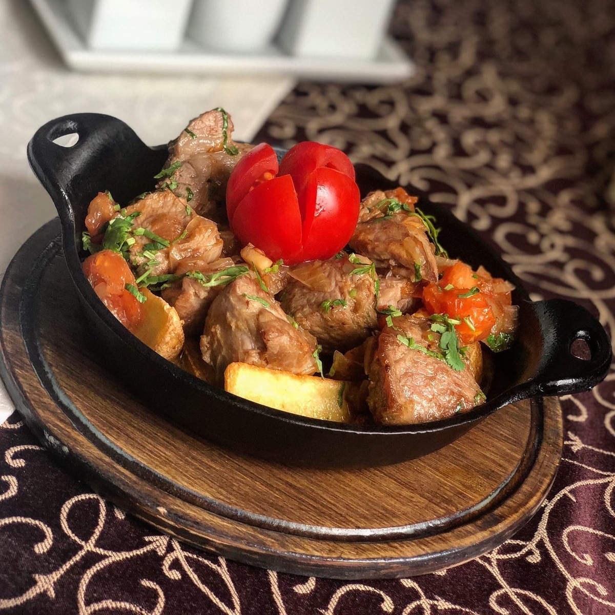 Оджахури в трактире купца Сарибана
Фото со страницы заведения ВКонтакте