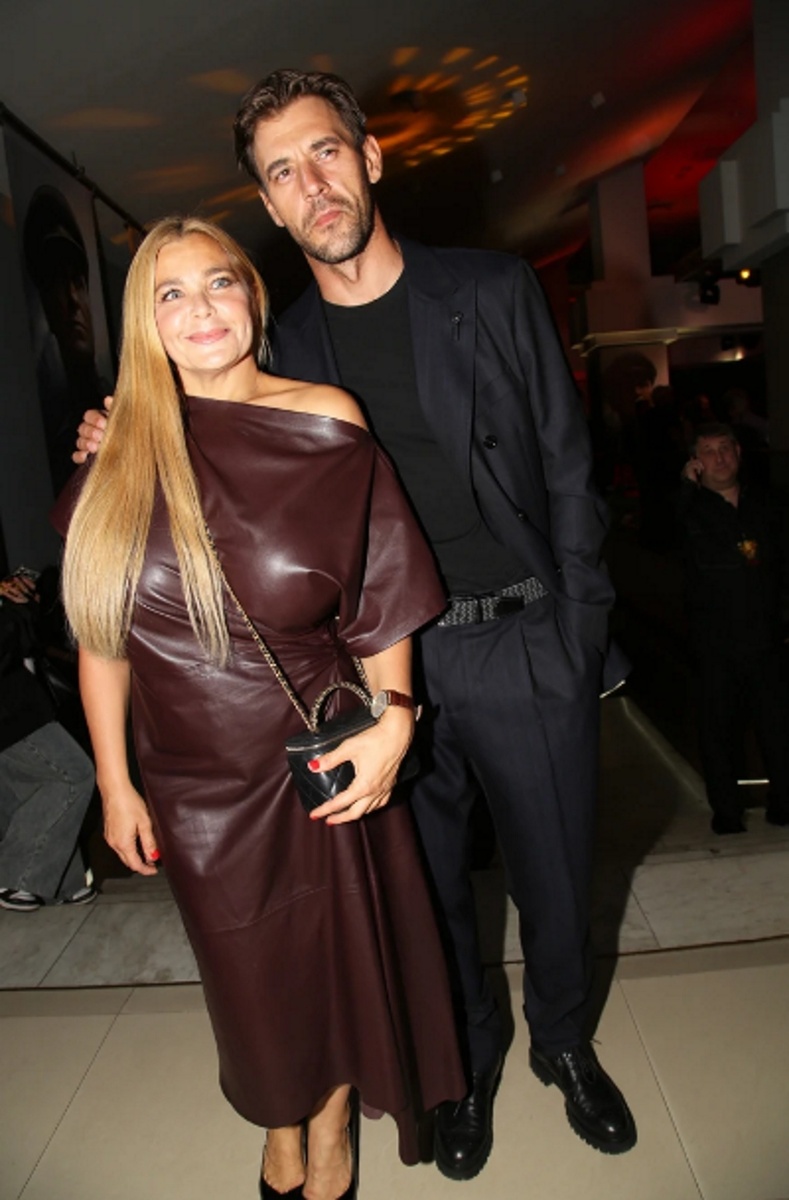 Ирина Пегова и Сергей Марин на премьере фильма "Август". Фото: Борис Кудрявов / "КП"