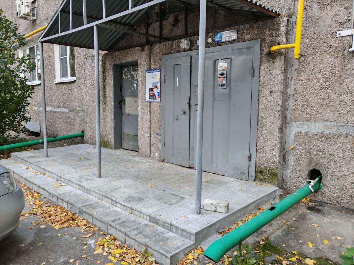    175 входных групп многоквартирных домов отремонтировано с начала года по требованию Госжилинспекции Нижегородской области