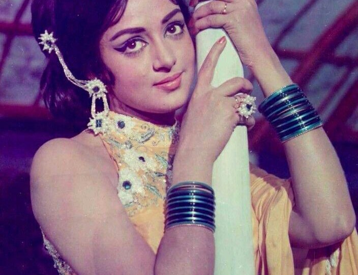 🎥 Почему «Зита и Гита» покорили сердца советских зрителей? История одной любви к индийскому кино