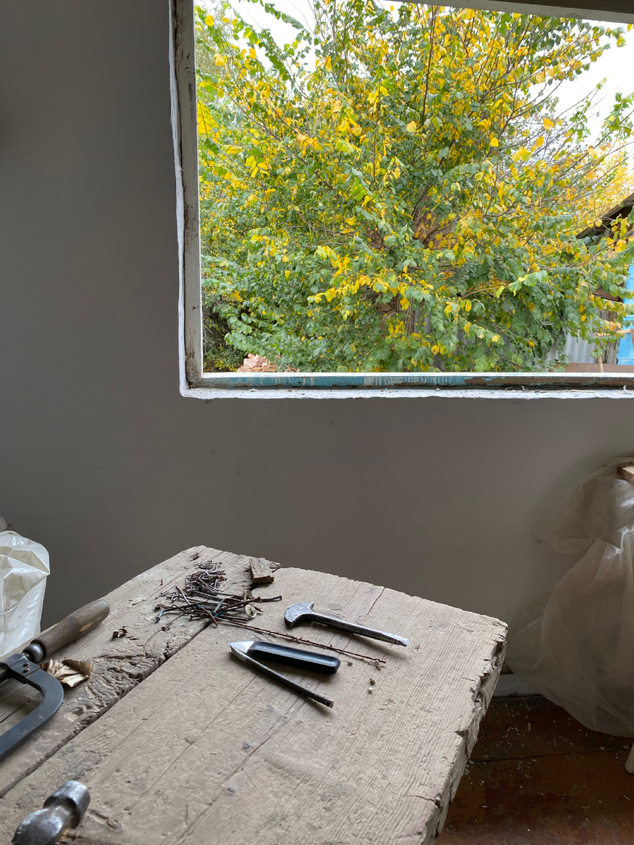 Процесс работы над окном на веранде