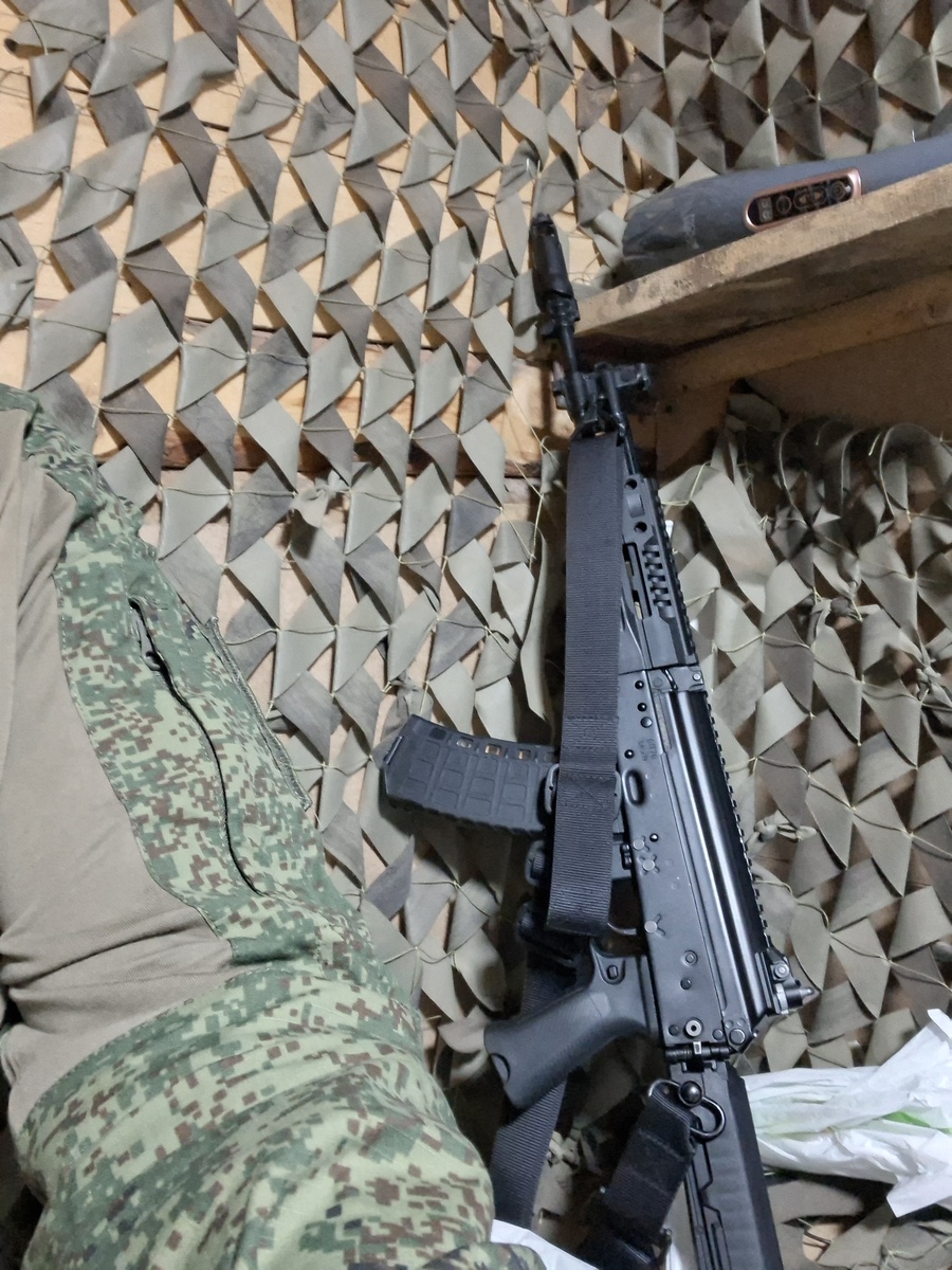 Уютный блиндажик , откуда я  общаюсь с вами.