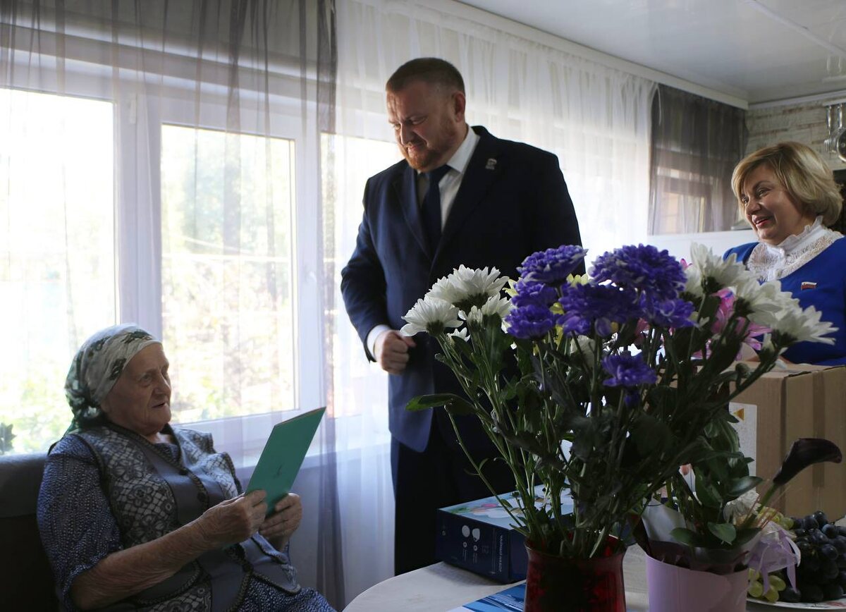    Жительница Орска Анастасия Лямина отметила 100-летний юбилей