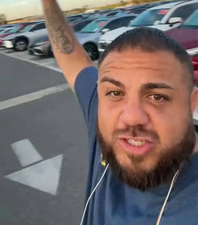    Скриншот из популярного видео