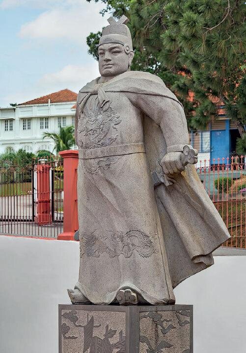 Памятник адмиралу Чжэну Хэ