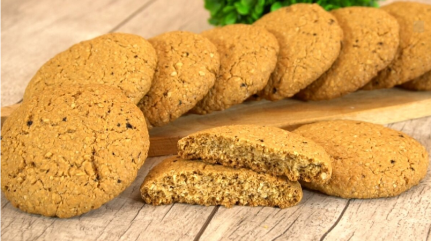 Готовлю его с закрытыми глазами за 12 минут. Вы не удержитесь и съедите его еще теплым, с молоком. Печенье "Минутка"