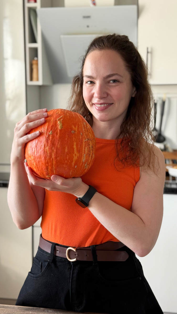 сем привет! Меня зовут Юля, здесь я делюсь классными рецептами и просто своей жизнью. Давайте дружить!