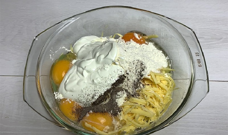 Сырный рулет с курицей: эффектно, быстро и из простых продуктов