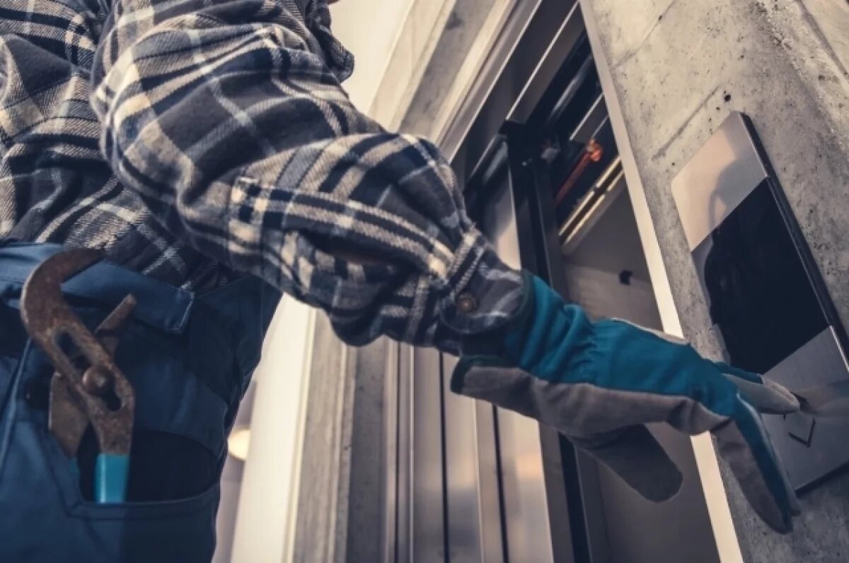    В Мурманской области определили подрядчиков для замены 298 лифтов