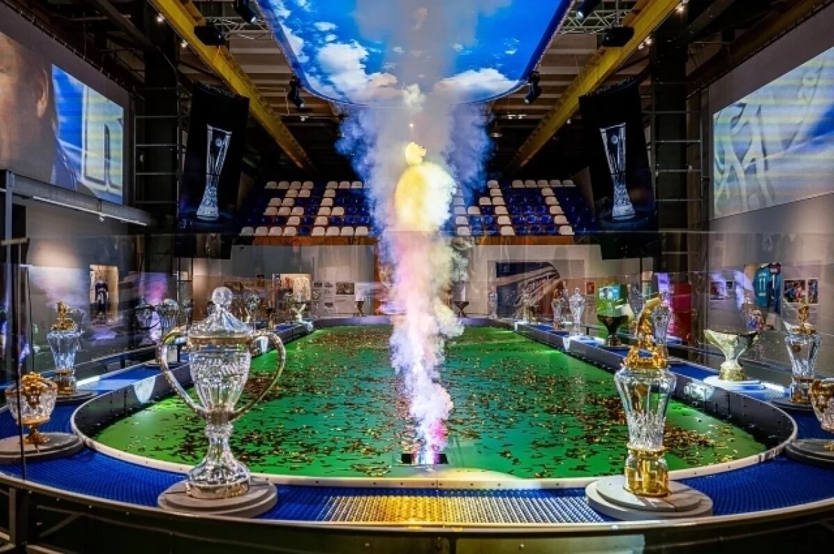    «Зенит» оштрафован на 500 тысяч рублей за баннер с министром спорта