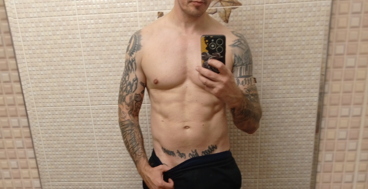 Недавно я впервые в жизни увидел свой пресс (сентябрь 2025). Уровень подкожного жира 21%