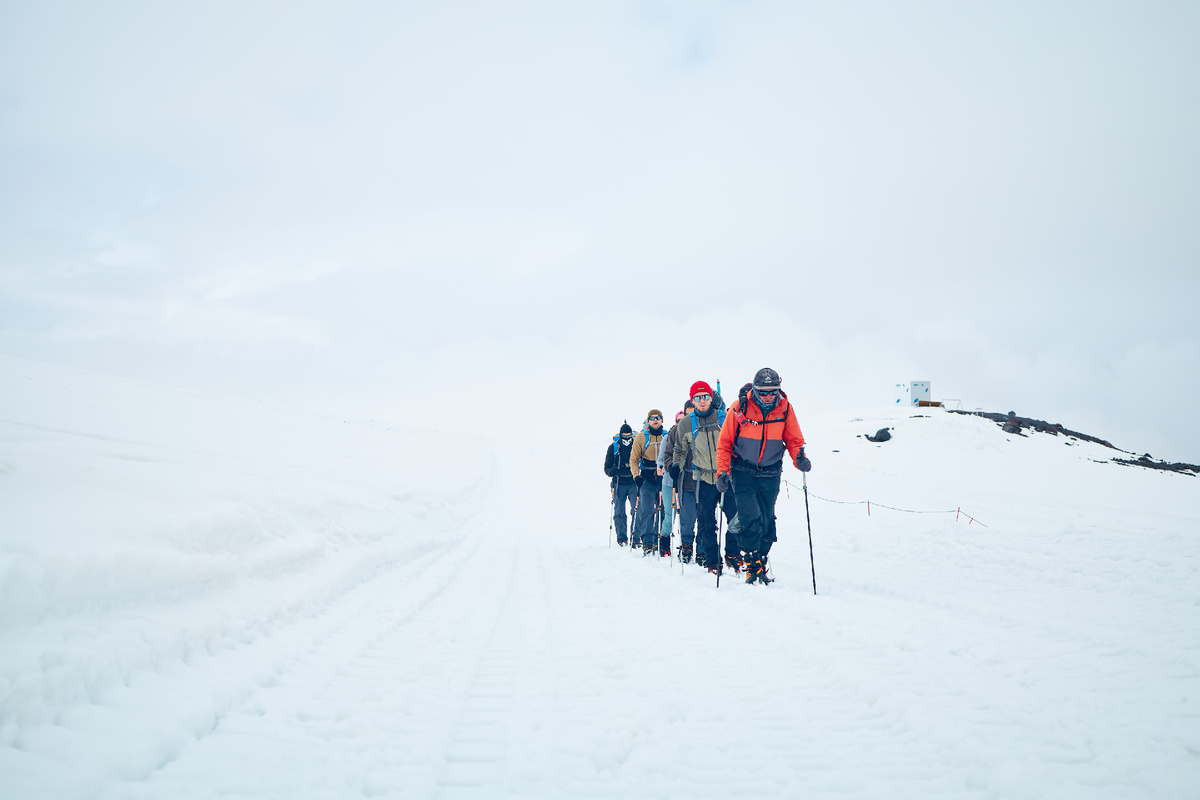 Мы поднимаемя на Эльбрус. История восхождения на моём канале. 