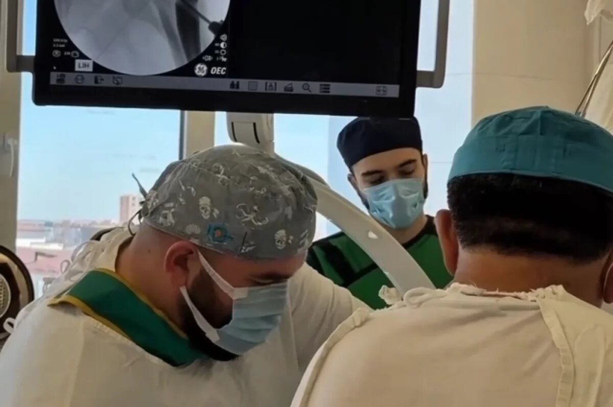    Хирурги КБР вернули возможность ходить 100-летней женщине с переломом бедра