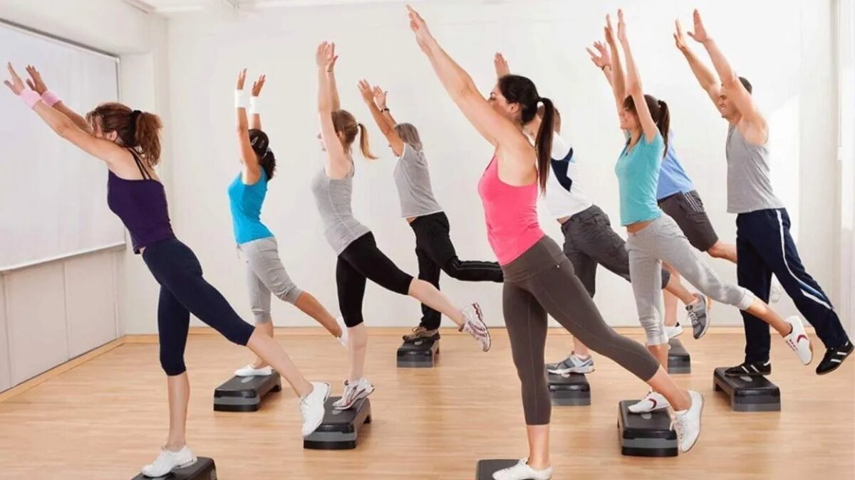 Примерно так выглядели наши занятия, но, конечно, не так эстетично :)