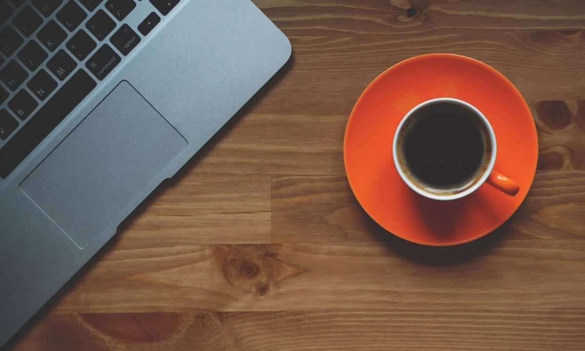    Употребление кофе во время работы / © pixabay