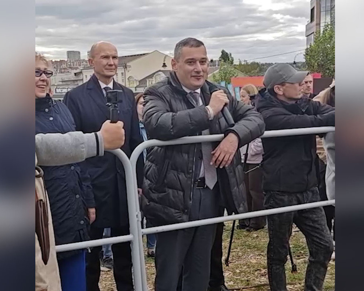     Куряне выразили теплые пожелания своему городу в День города