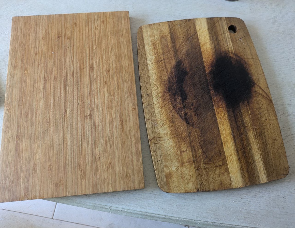 Разделочные доски. Состояние "до". Здесь и далее: фото дзен-канала История одного ремонта и что было после