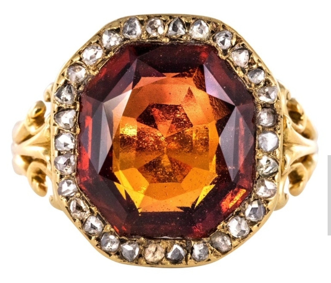 Украшения со спессартинами.